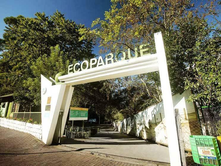 Hotel J Ferarrini Chapeco Bagian luar foto